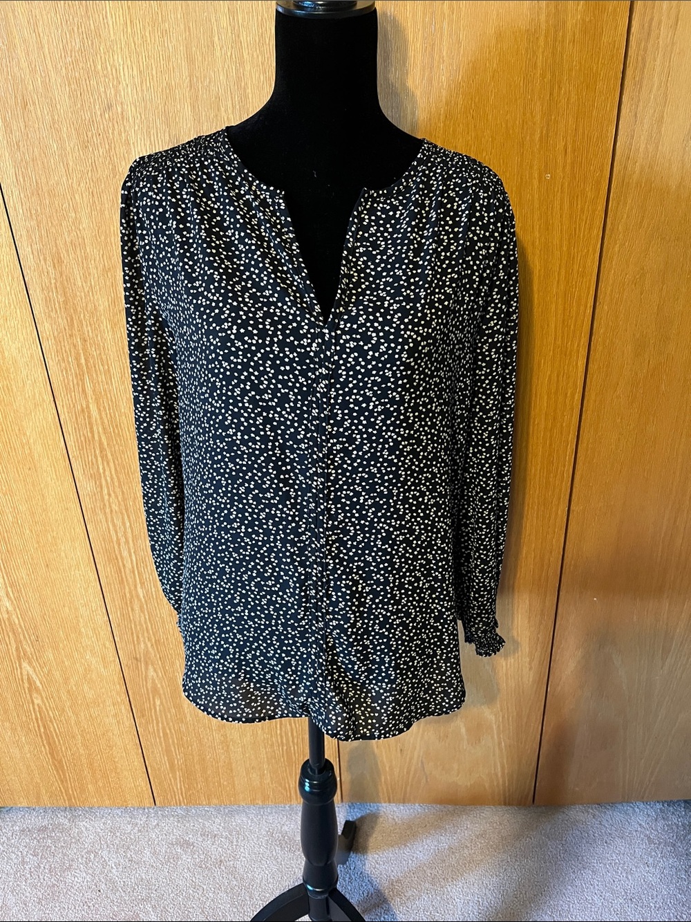 Monday Fun Blouse Women's Sz. L,  Stitch Fix Floral Long sleeve.